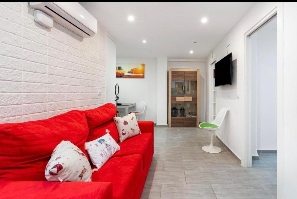 Vialia Apartamentos Suites Málaga Buitenkant foto